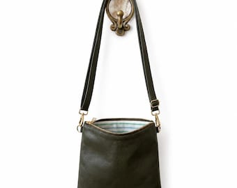 Olive Green Leather Crossbody Bag, Small Genuine Leather Purse, Handmade Colombian Shoulder Bag, Minimalist Mini Bag