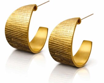 24k Gold Tapered Hoop Earrings | Handcrafted Colombian Jewelry | Minimalist Hoops | Hypoallergenic Everyday Gold Hoops