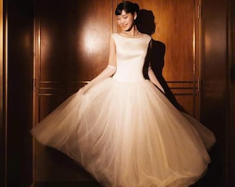 Boat Neck Wedding Dress with Tulle Skirt, Elegant A-line Bridal Gown