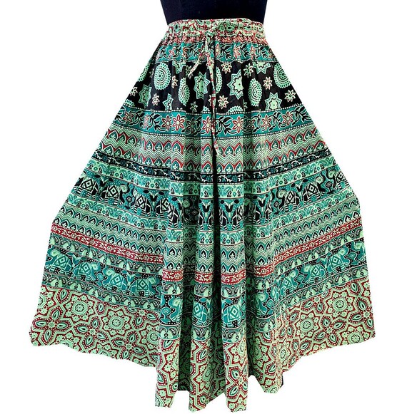 Handmade Indian Cotton Skirt - Bohemian Chic Summer Fashion"    Bohemian  Hippie skirts Jaipuri prints