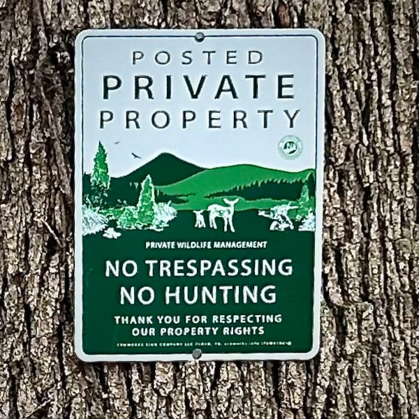 Aluminum No Trespassing Sign