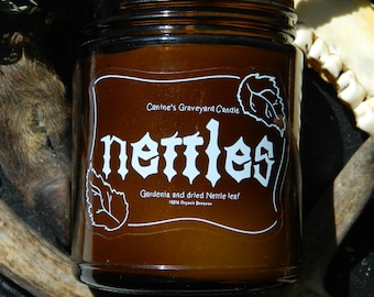 Nettles Candle - handgemachte nach Gardenia duftende Brennesselblatt-Öko-Sojakerze - Ethel Cain inspiriert