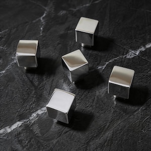 Tirador de archivador de latón macizo plateado: Tirador de cajón cuadrado minimalista