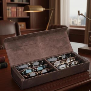 Brillenetui aus Leder – personalisiert mit 6 Fächern