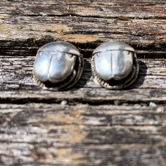 Silver Egyptian Scarab Post Earrings - Fine Detail - image 10