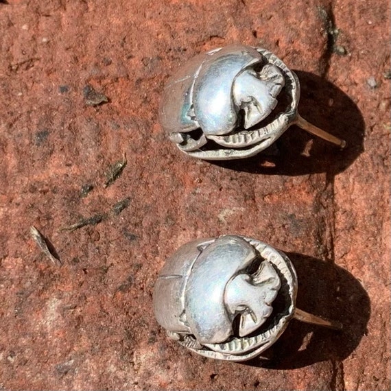 Silver Egyptian Scarab Post Earrings - Fine Detail - image 8
