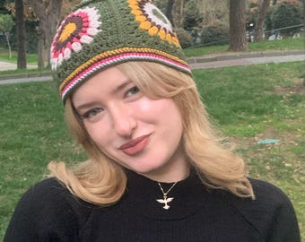 Daisy Green Motif Crochet Bucket Hat, Floral Crochet Bucket, Retro Daisy Design, Handmade Flower Crochet Bucket