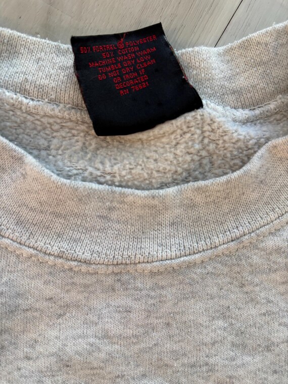 Vintage Miami hurricanes sweatshirt View 4