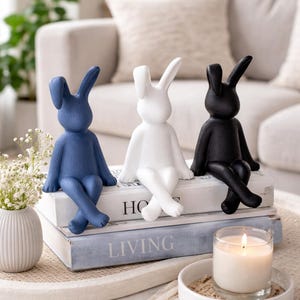 Archivo de impresión 3D de conejo de Pascua sentado en un estante, conejo FuzzySkin STL y 3MF, conejo decorativo sentado, decoración de Pascua, sin AMS