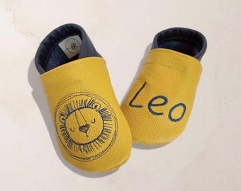 Gepersonaliseerde babyschoentjes met naam | Otter | Leren babyschoentjes | Zachte blotevoetschoentjes voor kinderen | Geboortecadeau | Doopcadeau | Verjaardagscadeau | Handgemaakt | Babyschoentje