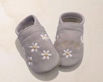 Gepersonaliseerde babyschoentjes met naam | Bloemen | Leren babyschoentjes | Zachte blotevoetschoentjes voor kinderen | Geboortecadeau | Doopcadeau | Verjaardagscadeau | Handgemaakt