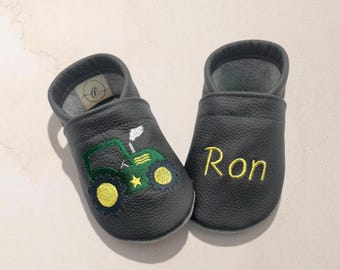Gepersonaliseerde babyschoentjes met naam | Tractor | Leren babyschoentjes | Zachte blotevoetschoentjes voor kinderen | Geboortecadeau | Doopcadeau | Verjaardagscadeau | Handgemaakt