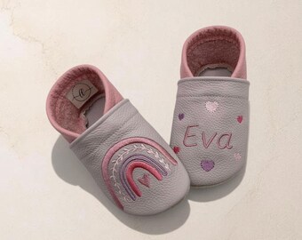Gepersonaliseerde babyschoentjes met naam | Regenboog | Leren babyschoentjes | Zachte blotevoetschoentjes voor kinderen | Cadeau voor geboorte | Doop | Verjaardag | Handgemaakt