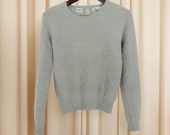 Angora Lambswool Sweater | Chaus | Soft Knit Pullover | Women’s Lightweight Wool Sweater Size M
