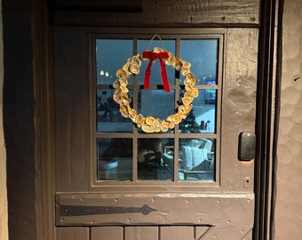 Oyster Shell Wreath (large)