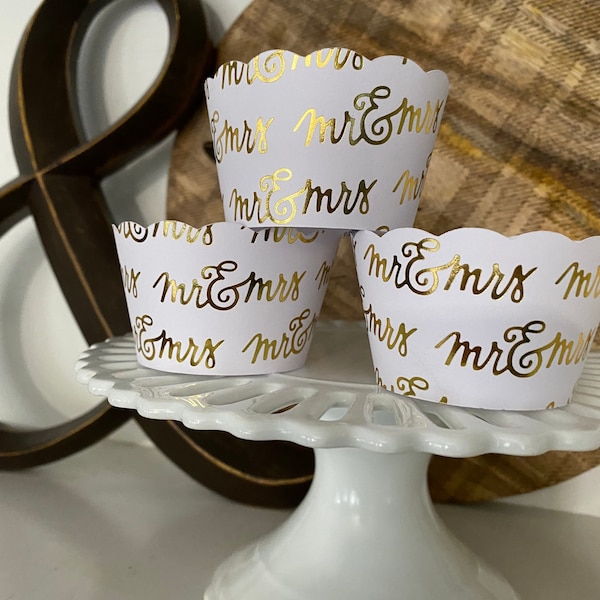 White and Gold Mr. & Mrs. Wrappers , Engagement Cupcake Wrappers, Wedding Cupcake Wrappers, Save the date Cupcake Wrapper, Trending wedding,