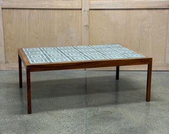 Gefliester Couchtisch aus Palisander