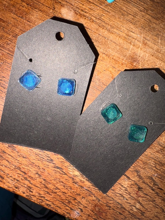 Resin Dangle Earrings, Floral Jewelry Design