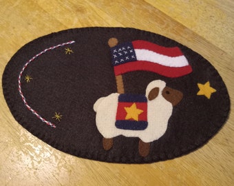 Primitive Americana Patriotic Candle Mat/ Mug Mat/ Vase Mat/ Candy Dish Mat