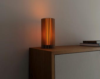 Japandi Tischleuchte | Nachttischlampe aus Holz | Skandinavische Nachttischlampe | Handgefertigte Eichenholzlampe | E27 LED-Leuchtmittel