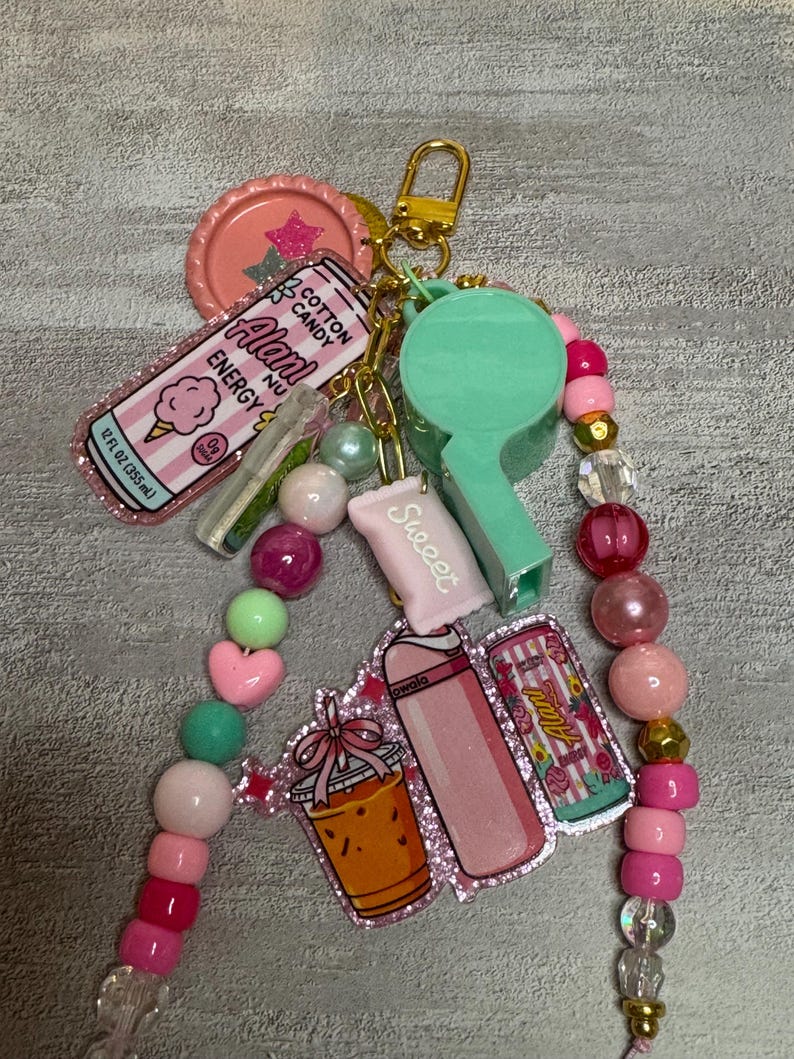 Charm para diario de bebida energética Alani, charm para bolso imagen 1