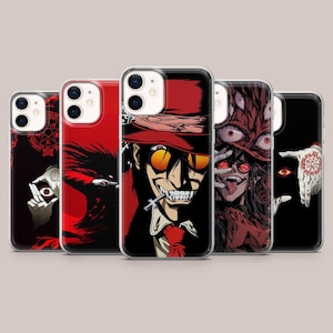 Könnte beinhalten: Eine Sammlung von fünf Handyhüllen mit Illustrationen im Anime-Stil. Die Hüllen zeigen verschiedene Charaktere mit kräftigen Farben, darunter Rot, Schwarz und Gelb. Die Designs umfassen einen Charakter mit Hut und Sonnenbrille sowie andere grafische Elemente.