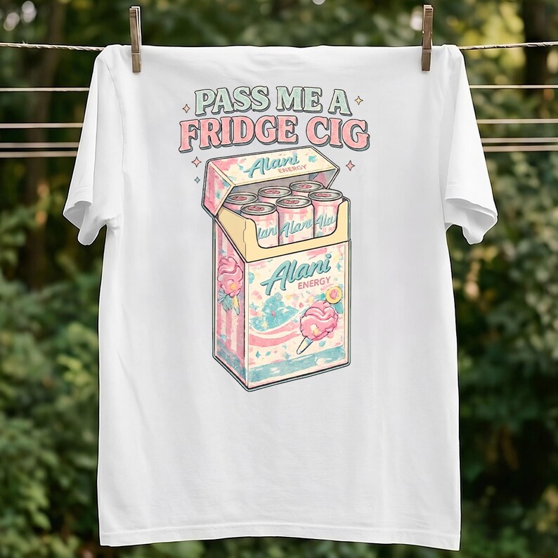 Pass Me A Fridge Cig Shirt, Alani Energy Drink Tee, Funny Gym T-Shirt, Retro Graphic Streetwear, Comfort Colors Unisex Oversized Top bild 5
