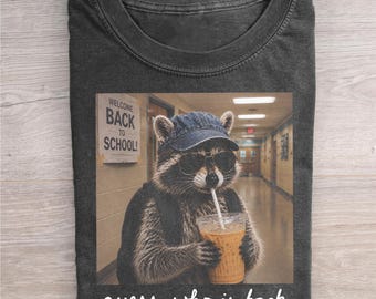 Camiseta de mapache "¿Adivina quién ha vuelto?", camiseta divertida para la vuelta al cole, camiseta divertida de mapache, atuendo para el primer día de clase, regalo para estudiante o profesor.