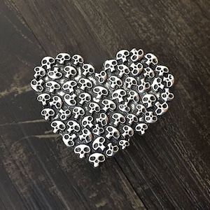 Silver Skull Heart Cabinet Knob - Zinc Alloy Dresser Pull