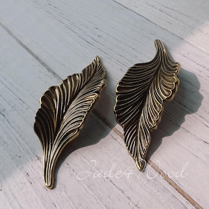 2.5" 1.25" Bronze Leaf Dresser Handle Pull Knob Pull Handle / Kitchen Cabinet Pull Handle Knob Furniture Hardware WM611