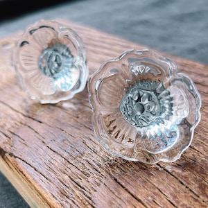 Pomello per mobile in cristallo di vetro a forma di fiore / Pomelli per cassettiera / Pomello per cassettiera / Pomello per mobile / Pomello per mobili WM003