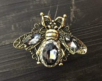 Bee Knob Cabinet Knob Dresser knobs Funiture Knob pull / Dresser Pull / Cabinet Knob / Furniture Decro