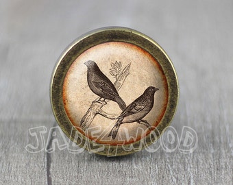 Bird Cabinet Dresser Knob pull / Dresser Pull / Cabinet Knob / Furniture Knob
