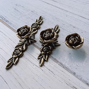 Flower Shabby Chic Dresser Drawer Pull Handle / Antique Bronze Rose Cabinet Pull Handle Knob Furniture Hardware LJ095