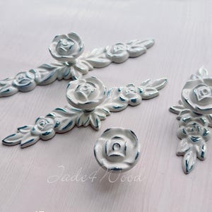 Shabby Chic Flower Dresser Pulls: White Silver Rose Cabinet Knobs WM548