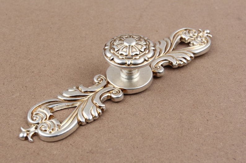 French Shabby Chic Dresser Drawer Pulls Handles Antique Silver Cabinet Pull Handle Knobs Furniture Hardware WM983