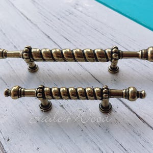 2.5&quot; 3.75&quot; Handle Dresser Drawer Pull Handle / Antique Bronze Kitchen Cabinet Pull Handle Knob Furniture Hardware WM010
