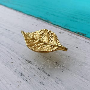 Leaf Solid Brass Dresser Handle Pull Knob Pull Handle / Kitchen Cabinet Pull Handle Knob Furniture Hardware WM1328