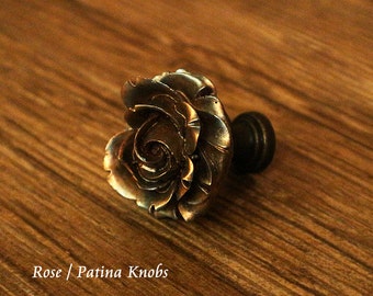 Patina Rose Flower Dresser knobs cabinet Dresser Knobs pull / French Shabby Chic Dresser Pull / Cabinet Knobs / Furniture Knobs