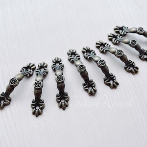 8pcs Antique Bronze Rustic Bail Pull Handle Door Knob Pull Knob Pull Handle /Mini Cabinet Pull Handle Knob Furniture Hardware MB006