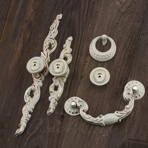Poignée chic française bouton de traction en or blanc avec plaque arrière/bouton de poignée d'armoire de cuisine quincaillerie de meubles QJ0001
