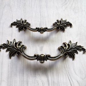 3.75" 3.05" French Style Shabby Chic Dresser Drawer Pulls Handles / Antique Bronze Cabinet Pull Handle Knobs Furniture Hardware WM1037