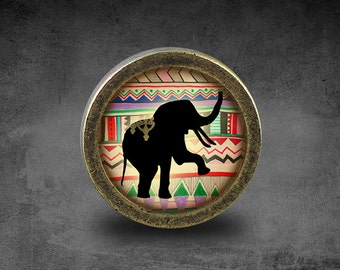Elephant Cabinet Dresser Knob pull / Dresser Pull / Cabinet Knob / Furniture Knob