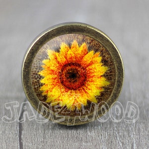 Flower - Vintage Antique Bronze Dresser Knob Cabinet Pull handle