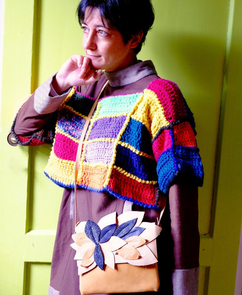 Bolero tricot,maglione lavorato ad uncinetto tecnica patchwork lana colorata fantasia scozzese gilet in maglia