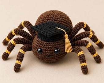 Gehaakte afstuderen spin pluche, amigurumi spin speelgoed, schattige kawaii mini spin sleutelhanger, handgemaakt cadeau, grillige metgezel, unieke aandenken
