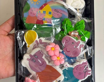 Pig Family Fondant Cake Topper Set, Farm Birthday Cake Decorations, Handmade Sugar Paste Pig Party Topper