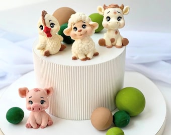 Edible Farm Animal Cake Topper | Handmade Farm Animals | Pig Cow Sheep Chicken Cake Decoration