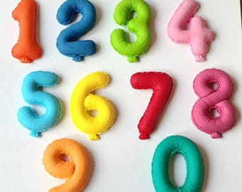 Fondan numbers cake toppers decor for a birthday cake