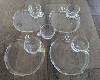 4 Apple-shaped Luncheon/Snack Plates with 5 Cups Hazel Atlas Clear Glass 1950's